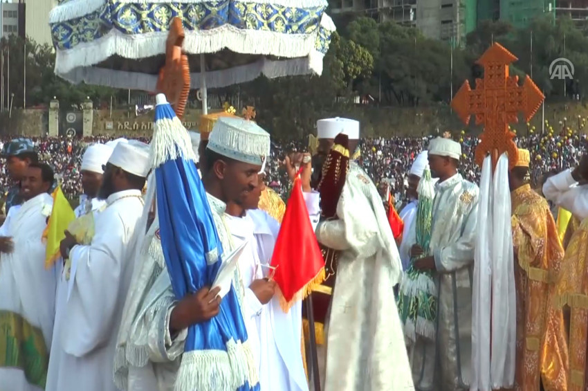 Etiyopyalı Ortodokslar, Meskel bayramını kutluyor
