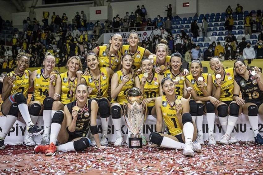 VakıfBank kadın voleybol takımı Şampiyonlar Kupasının şampiyonu oldu