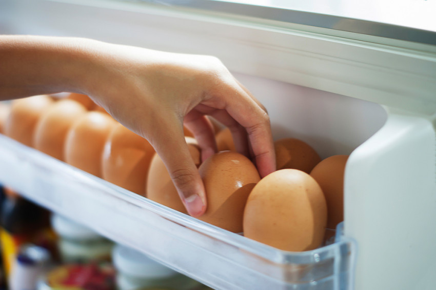 Yumurtayı buzdolabına yıkamadan yerleştirin