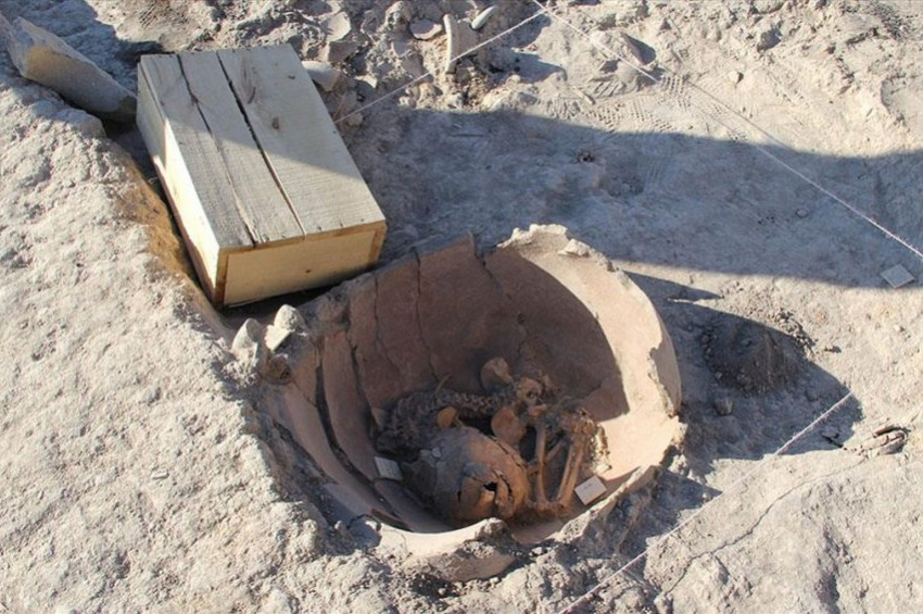 Malatyada küpe gömülmüş iki çocuk iskeleti bulundu