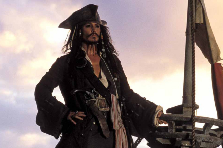 Karayip Korsanları 6 filmi için Johnny Depple görüşülüyor