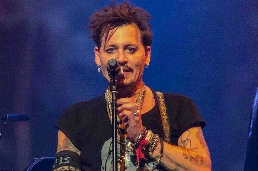 Johnny Deppli Hollywood Vampirleri İstanbulda konser verecek