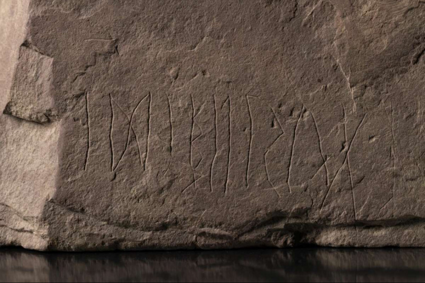 Norveçte taşa yazılı en eski runik alfabeli kelime bulundu