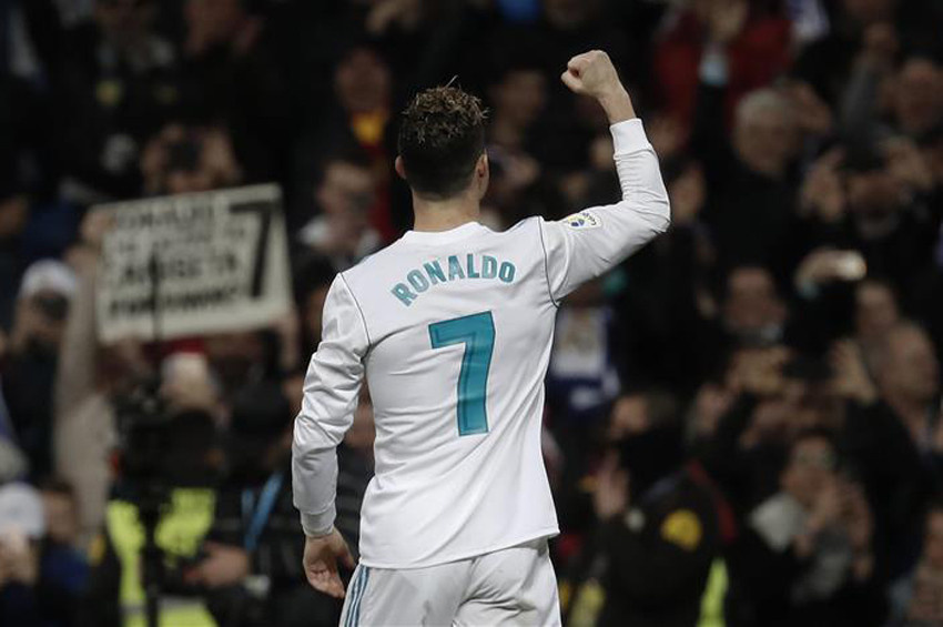 Futbolun yaşayan efsanesi Cristiano Ronaldonun başarıları