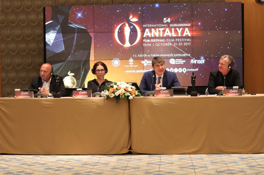 54. Uluslararası Antalya Film Festivalinde bilet izdihamı