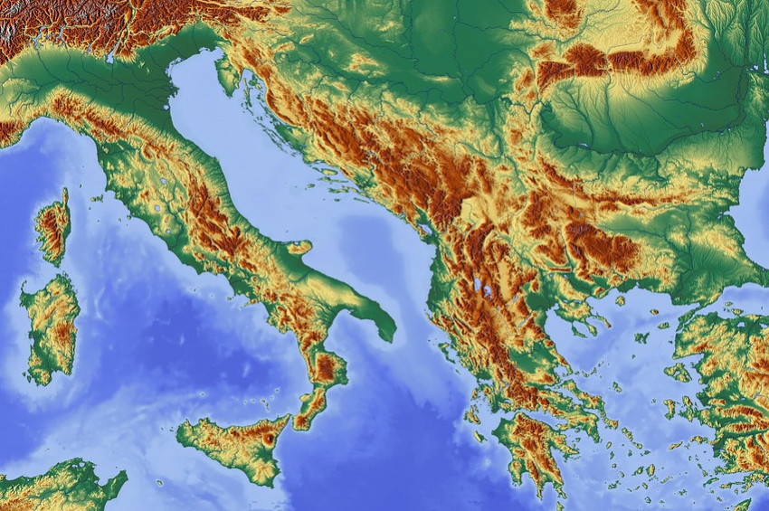 Yunanistanın nüfusu azalıyor