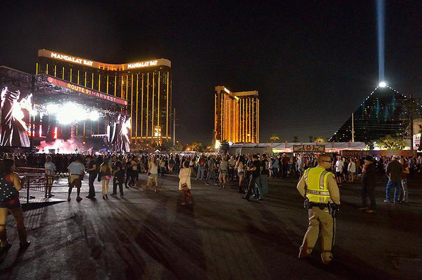 Las Vegasta silahlı saldırı: en az 50 ölü