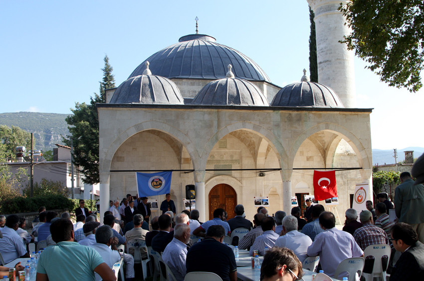 Nasreddin Camisi, restorasyonun ardından ibadete açıldı