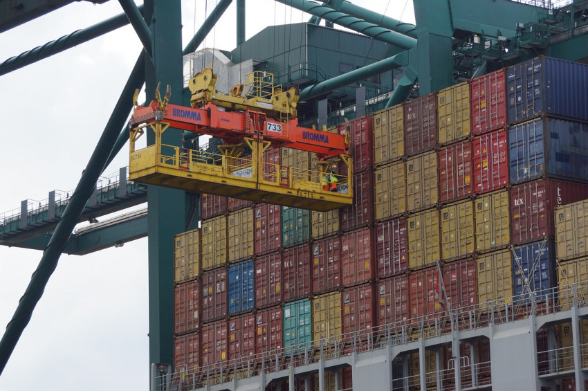 Korsanlar Alman yük gemisini kaçırdı