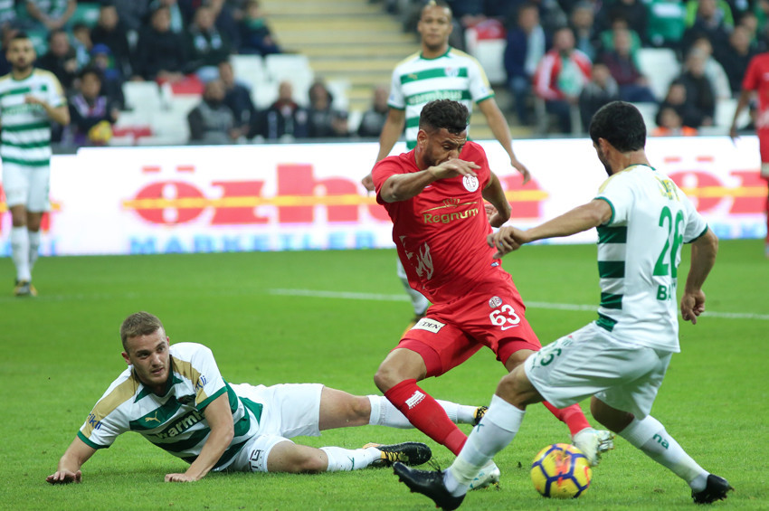 Bursaspor: 4 - Antalyaspor: 0