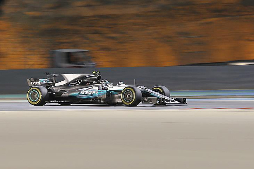 Lewis Hamilton şampiyonluk sayısını 4e çıkardı