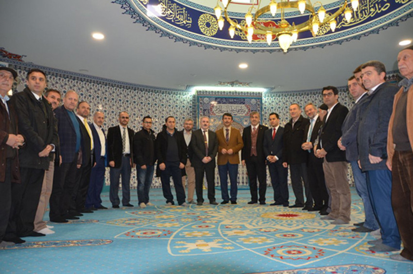 Almanyada Yeni Cami dualarla açıldı