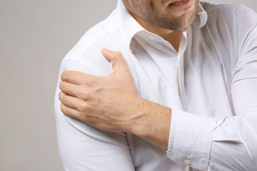 Bu 4 nedenle omuzlarınız donabilir