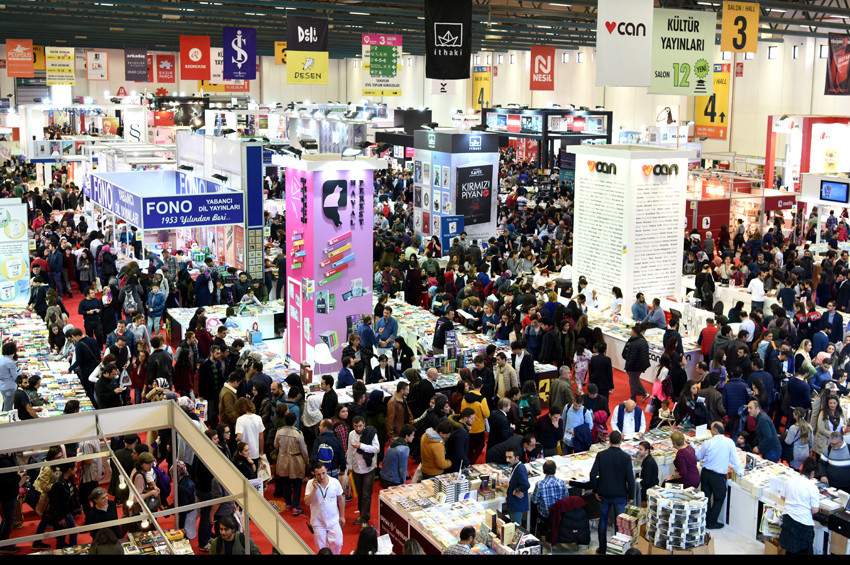 TÜYAP İstanbul Kitap Fuarı ziyaretçi rekoru kırdı