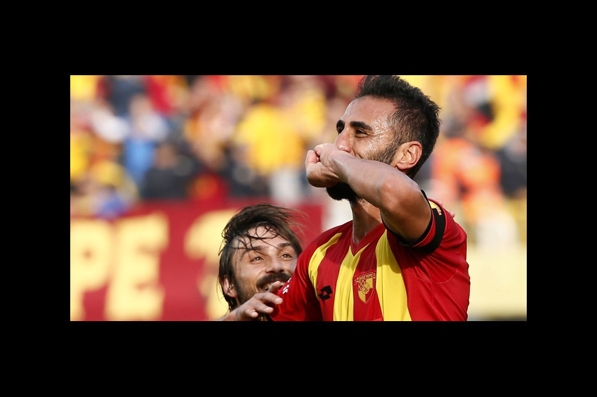 Selçuk Şahinilk Göztepe formasıyla ilk golünü attı