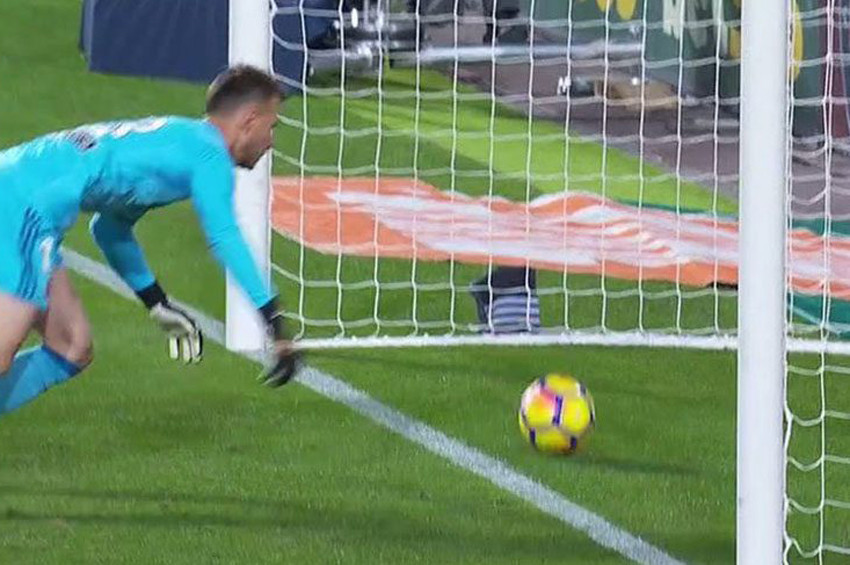 Messinin attığı golü saymayan hakeme büyük öfke