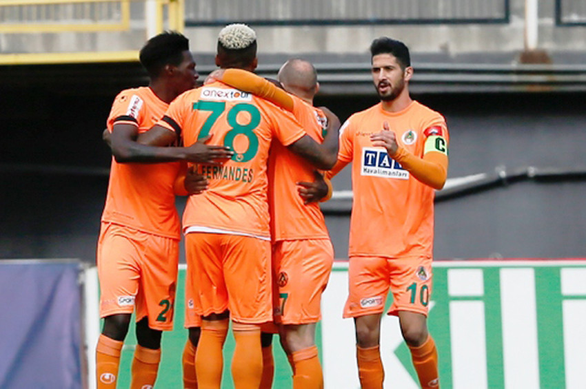 Aytemiz Alanyaspor: 4 - Teleset Mobilya Akhisarspor: 0