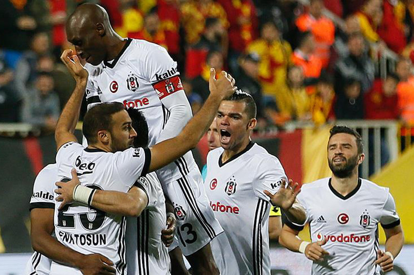 Beşiktaş, Göztepeyi İzmirde 3-1 mağlup etti