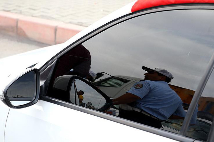 Cam filmi yasağı tüm araçları kapsıyor, tek istisna var