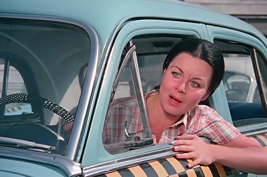 Fatma Girik 75. yaş gününü kutladı