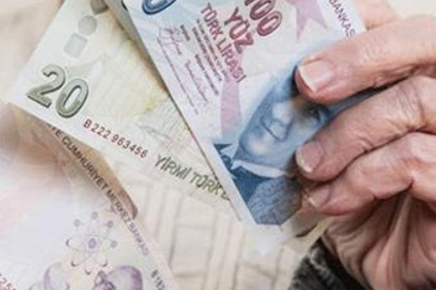 Emekliler ekonomik büyümeden pay istiyor