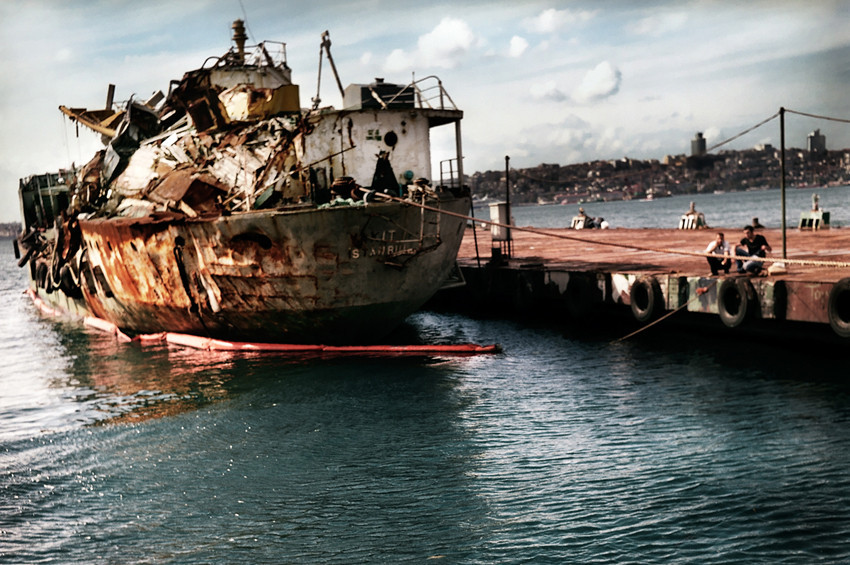 Devrik Cümle sergisi 42 Maslak Art!SPACE Gallery’de