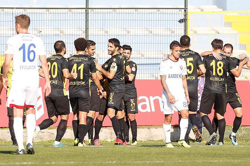 Kardemir Karabükspor  elendi, İstanbulspor tur atladı