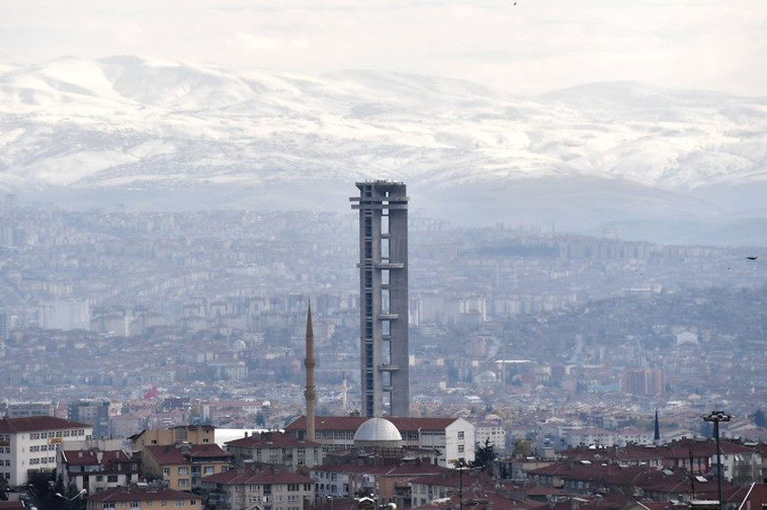 Cumhuriyet Kulesi inşaatı sürecek