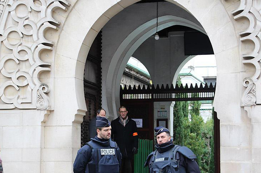 Fransada bir cami kapatıldı