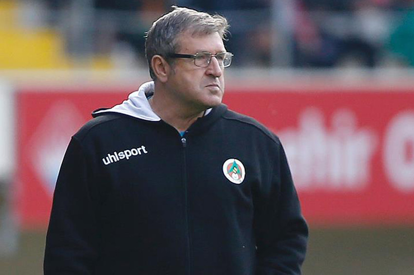 Alanyaspor: Safet Susic istifa etmedi