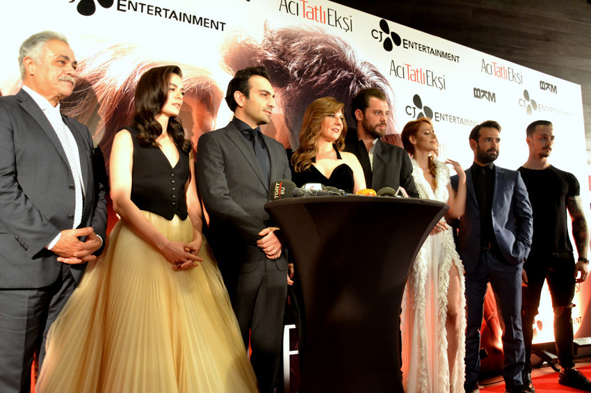 Acı Tatlı Ekşi filminin galası yapıldı