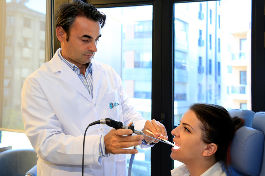 Ses ameliyatla değiştirilebiliyor