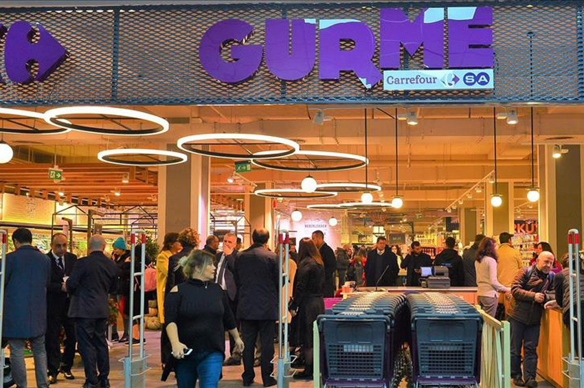 CarrefourSA Ortaköy gurme marketini yeniledi