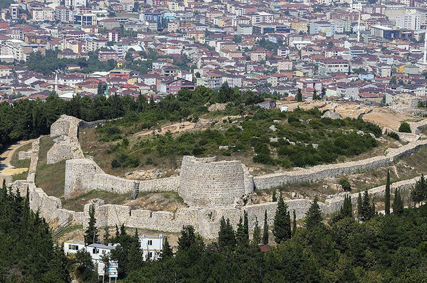 Tarihi Aydos Kalesinde restorasyon sona yaklaşıyor