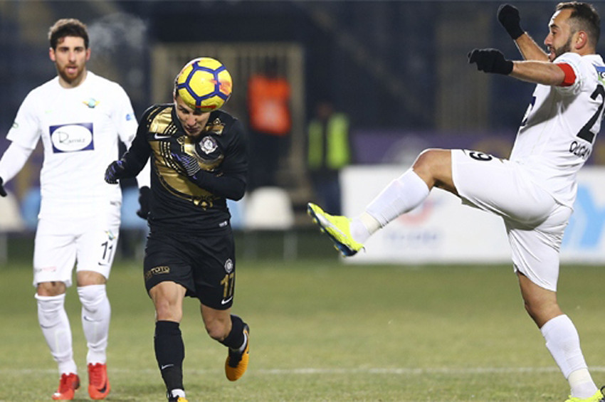 Osmanlıspor ligin ilk yarısını galibiyetle bitirdi: 3-2