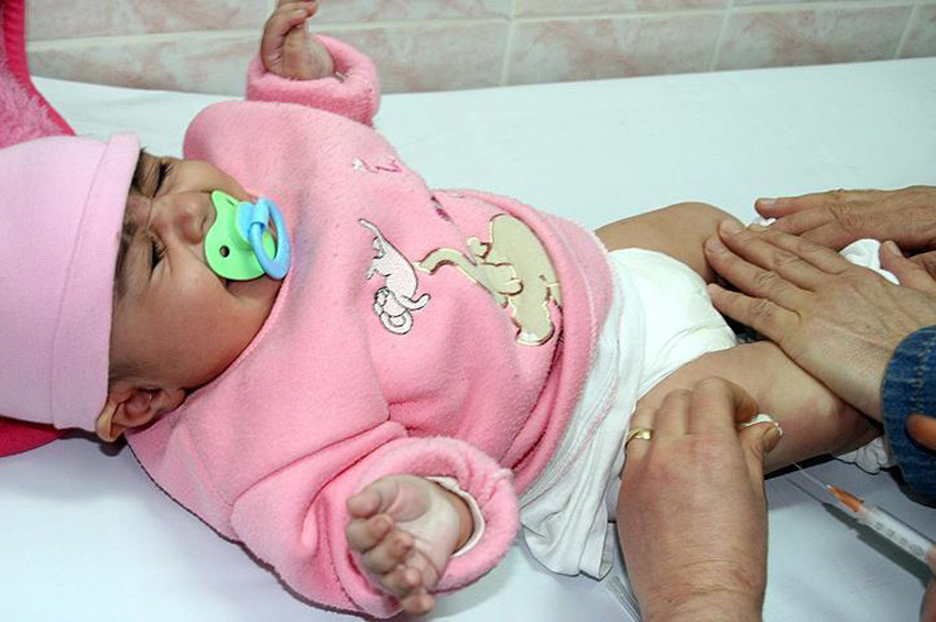 Aşıyı reddeden 10 bin aile takibe alındı