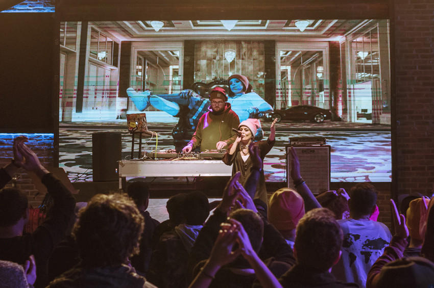 Ceza sahnede kardeşi Aybeni yalnız bırakmadı