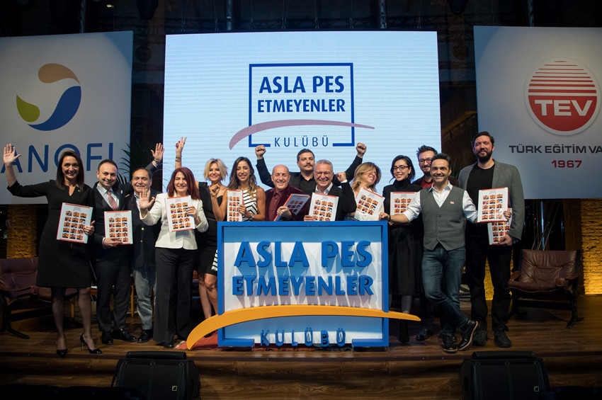 Pes etmeyen ünlüler hayatın zorluklarını anlattı