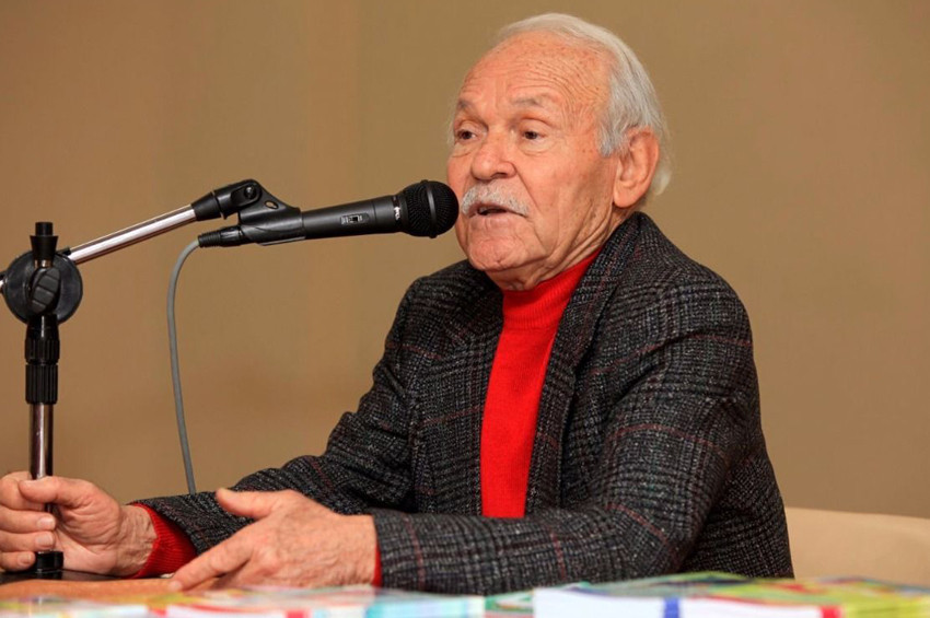 Usta yazar Muzaffer İzgü vefat etti