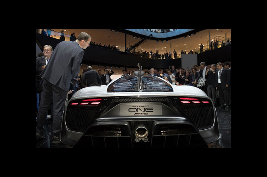 Frankfurt Uluslararası Otomobil Fuarı açıldı