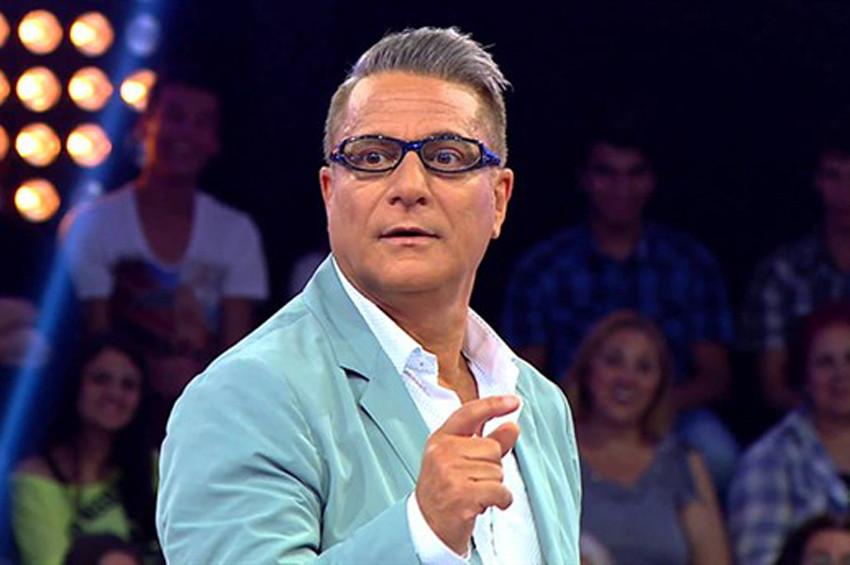 Mehmet Ali Erbil kovuldu yerine Hamdi Alkan geldi