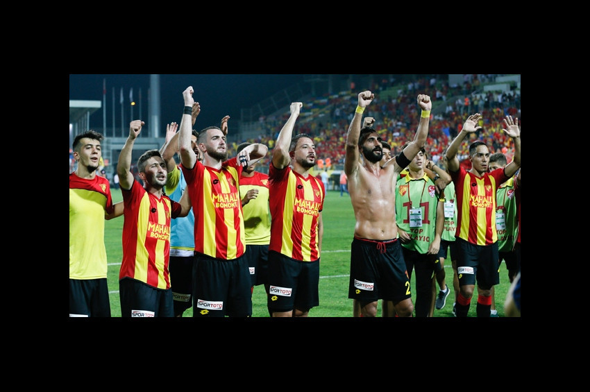 İzmirdeki gol düellosunu Göztepe kazandı: 3-2
