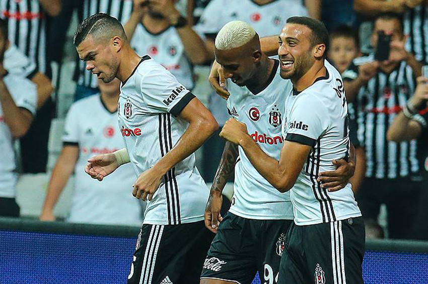 Süper Ligde toplu sonuçlar ve Puan durumu