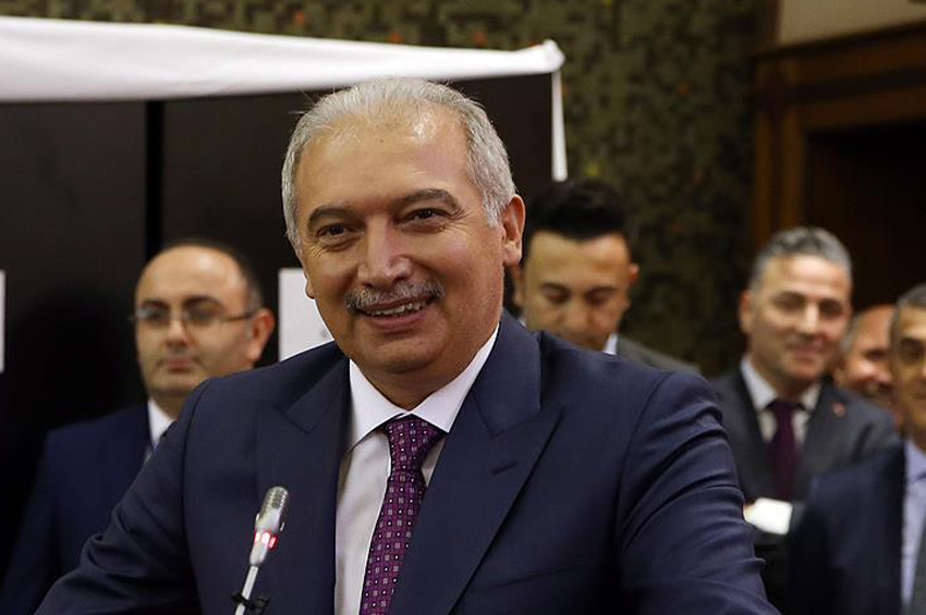 İstanbul Büyükşehir Belediyesinin yeni başkanı: Mevlüt Uysal