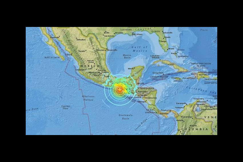 Meksikada 8 büyüklüğünde deprem oldu