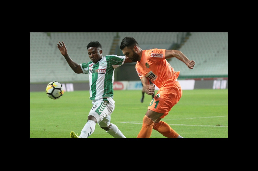 Aytemiz Alanyaspor, galibiyetle Konyada tanıştı