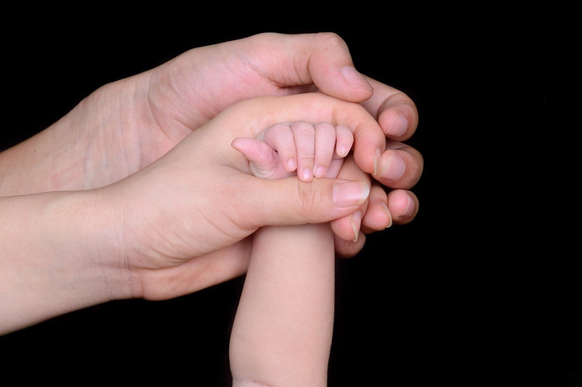 Siirtte yeni yılın ilk bebeği dünyaya geldi