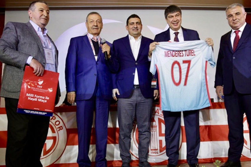 Antalyasporun yeni başkanı Cihan Bulut