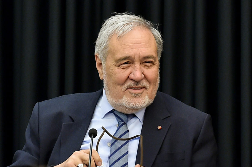 Prof. Dr. İlber Ortaylı, Kavalalı Ailesini anlatacak