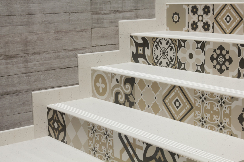 Seramiksandan merdivenler için Serastep